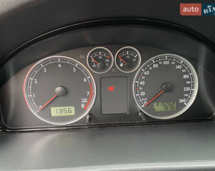 Зелений Сеат Альхамбра, об'ємом двигуна 2 л та пробігом 319 тис. км за 4200 $, фото 6 на Automoto.ua