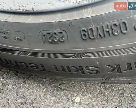 Сеат Алтеа Фрітрек 2013 у Києві на Automoto.ua Білий Сеат Алтеа Фрітрек, об'ємом двигуна 2 л та пробігом 178 тис. км за 11800 $, фото 15 на Automoto.ua