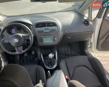 Сеат Алтеа Фритрэк, объемом двигателя 2 л и пробегом 280 тыс. км за 6700 $, фото 12 на Automoto.ua