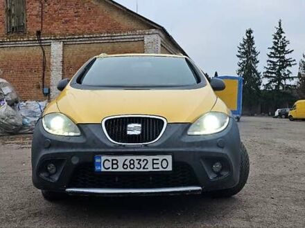 Сеат Алтеа Фритрэк 2008 в Нежине на Automoto.ua Желтый Сеат Алтеа Фритрэк, объемом двигателя 1.98 л и пробегом 390 тыс. км за 6500 $, фото 1 на Automoto.ua