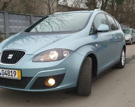Синий Сеат Алтеа ХЛ, объемом двигателя 1.4 л и пробегом 177 тыс. км за 6500 $, фото 2 на Automoto.ua