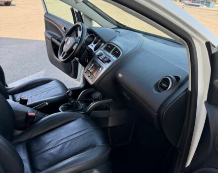 Білий Сеат Altea, об'ємом двигуна 0 л та пробігом 250 тис. км за 7777 $, фото 12 на Automoto.ua