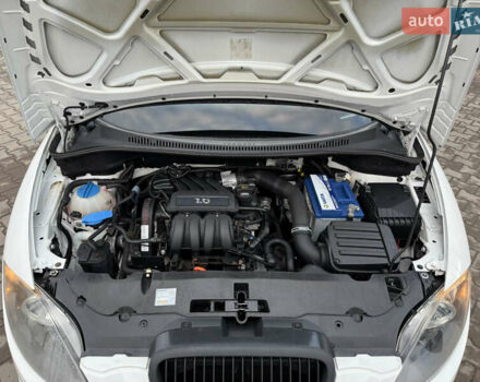 Білий Сеат Altea, об'ємом двигуна 1.6 л та пробігом 255 тис. км за 4999 $, фото 42 на Automoto.ua