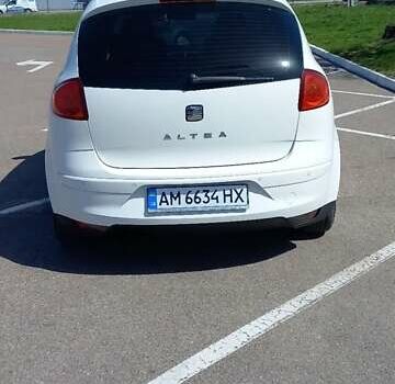 Білий Сеат Altea, об'ємом двигуна 1.39 л та пробігом 190 тис. км за 5950 $, фото 13 на Automoto.ua