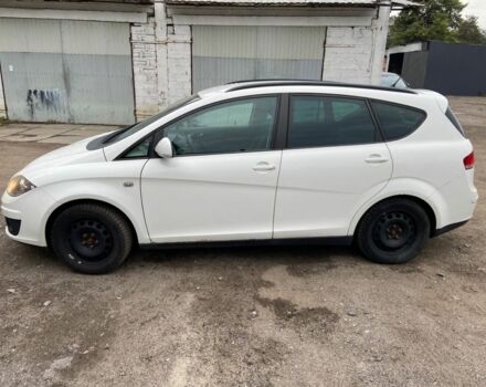 Белый Сеат Алтеа, объемом двигателя 1.9 л и пробегом 240 тыс. км за 4500 $, фото 2 на Automoto.ua