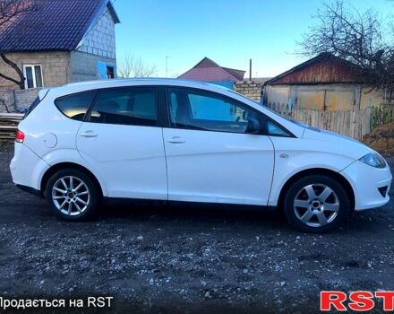 Белый Сеат Алтеа, объемом двигателя 1.4 л и пробегом 165 тыс. км за 4700 $, фото 3 на Automoto.ua