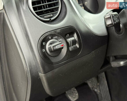 Білий Сеат Altea, об'ємом двигуна 1.6 л та пробігом 156 тис. км за 6700 $, фото 5 на Automoto.ua