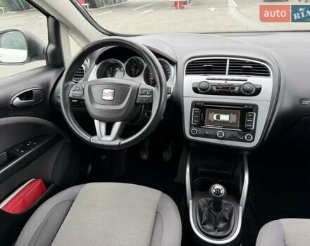 Білий Сеат Altea, об'ємом двигуна 1.6 л та пробігом 156 тис. км за 6700 $, фото 18 на Automoto.ua