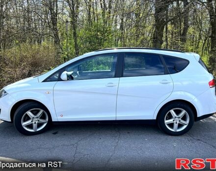 Сеат Altea 2013 у Фастове на Automoto.ua Білий Сеат Altea, об'ємом двигуна 1.6 л та пробігом 121 тис. км за 8900 $, фото 10 на Automoto.ua