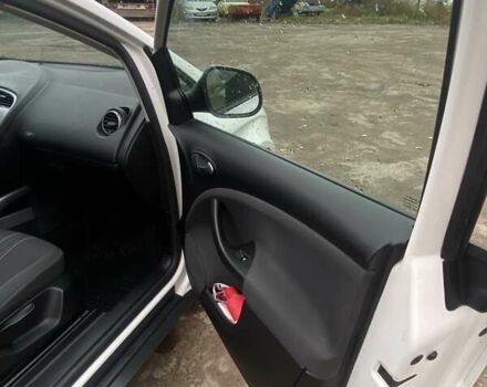 Белый Сеат Алтеа, объемом двигателя 1.6 л и пробегом 238 тыс. км за 9500 $, фото 15 на Automoto.ua