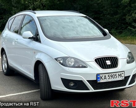Сеат Altea 2013 у Фастове на Automoto.ua Білий Сеат Altea, об'ємом двигуна 1.6 л та пробігом 121 тис. км за 8900 $, фото 5 на Automoto.ua