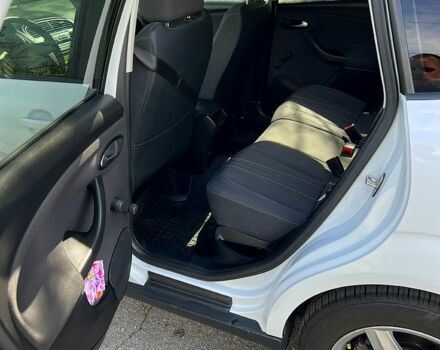 Сеат Altea 2013 у Фастове на Automoto.ua Білий Сеат Altea, об'ємом двигуна 1.6 л та пробігом 121 тис. км за 8900 $, фото 8 на Automoto.ua