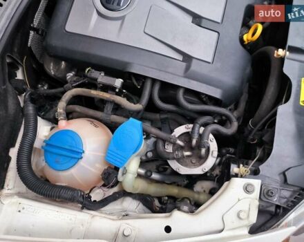 Білий Сеат Altea, об'ємом двигуна 1.6 л та пробігом 129 тис. км за 10300 $, фото 29 на Automoto.ua