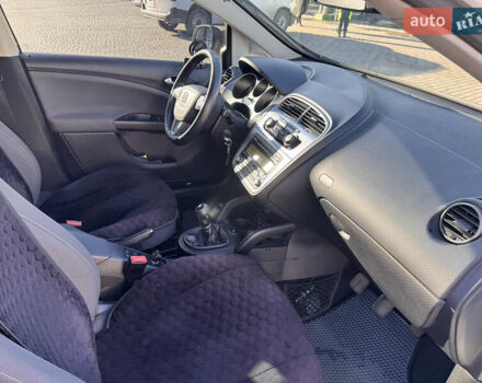 Белый Сеат Алтеа, объемом двигателя 1.6 л и пробегом 211 тыс. км за 10500 $, фото 18 на Automoto.ua