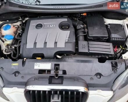 Білий Сеат Altea, об'ємом двигуна 1.6 л та пробігом 129 тис. км за 10300 $, фото 28 на Automoto.ua