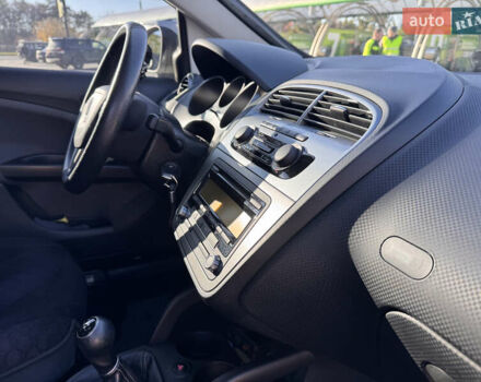 Белый Сеат Алтеа, объемом двигателя 1.6 л и пробегом 211 тыс. км за 10500 $, фото 22 на Automoto.ua