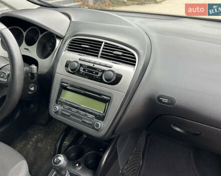 Белый Сеат Алтеа, объемом двигателя 1.39 л и пробегом 159 тыс. км за 8700 $, фото 34 на Automoto.ua