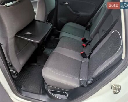Білий Сеат Altea, об'ємом двигуна 1.6 л та пробігом 129 тис. км за 10300 $, фото 15 на Automoto.ua