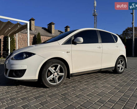 Белый Сеат Алтеа, объемом двигателя 1.6 л и пробегом 211 тыс. км за 10500 $, фото 1 на Automoto.ua