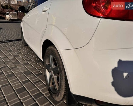 Белый Сеат Алтеа, объемом двигателя 1.6 л и пробегом 211 тыс. км за 10500 $, фото 5 на Automoto.ua