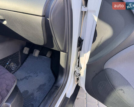 Белый Сеат Алтеа, объемом двигателя 1.6 л и пробегом 211 тыс. км за 10500 $, фото 17 на Automoto.ua