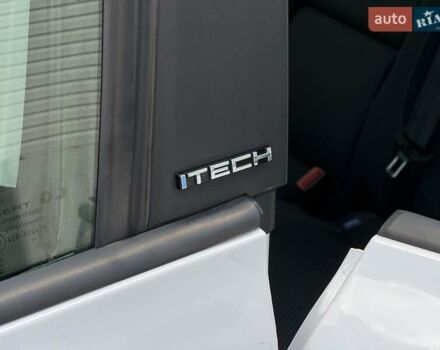 Білий Сеат Altea, об'ємом двигуна 1.6 л та пробігом 257 тис. км за 8999 $, фото 22 на Automoto.ua