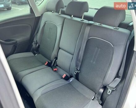 Білий Сеат Altea, об'ємом двигуна 1.6 л та пробігом 257 тис. км за 8999 $, фото 21 на Automoto.ua