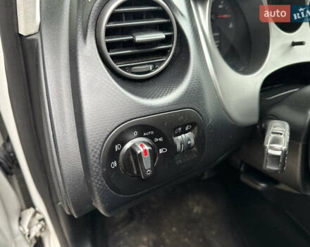 Білий Сеат Altea, об'ємом двигуна 1.39 л та пробігом 159 тис. км за 8700 $, фото 28 на Automoto.ua