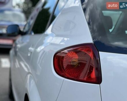 Білий Сеат Altea, об'ємом двигуна 1.6 л та пробігом 257 тис. км за 8999 $, фото 15 на Automoto.ua