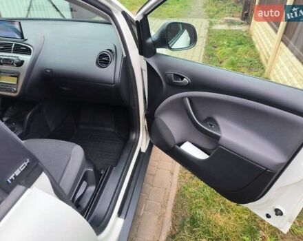 Білий Сеат Altea, об'ємом двигуна 1.6 л та пробігом 129 тис. км за 10300 $, фото 20 на Automoto.ua