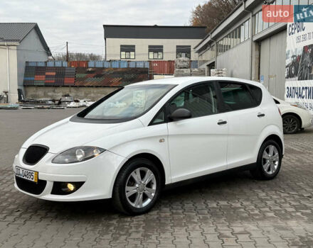 Білий Сеат Altea, об'ємом двигуна 1.6 л та пробігом 250 тис. км за 5100 $, фото 1 на Automoto.ua