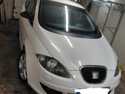 Белый Сеат Алтеа, объемом двигателя 1.9 л и пробегом 137 тыс. км за 5300 $, фото 1 на Automoto.ua