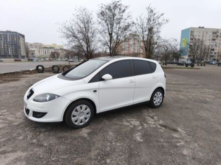Белый Сеат Алтеа, объемом двигателя 0 л и пробегом 268 тыс. км за 4997 $, фото 1 на Automoto.ua