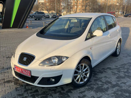 Сеат Altea 2009 у Луцьку на Automoto.ua Білий Сеат Altea, об'ємом двигуна 1.4 л та пробігом 196 тис. км за 5600 $, фото 1 на Automoto.ua