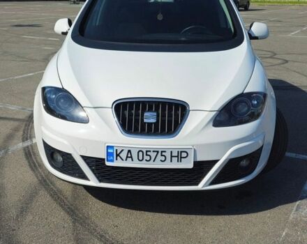 Білий Сеат Altea, об'ємом двигуна 1.97 л та пробігом 290 тис. км за 8200 $, фото 1 на Automoto.ua