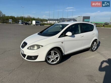 Білий Сеат Altea, об'ємом двигуна 2 л та пробігом 236 тис. км за 7550 $, фото 1 на Automoto.ua