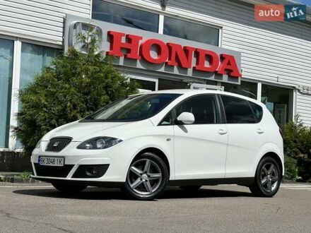 Сеат Алтеа 2015 в Ровно на Automoto.ua Белый Сеат Алтеа, объемом двигателя 1.6 л и пробегом 257 тыс. км за 8999 $, фото 1 на Automoto.ua