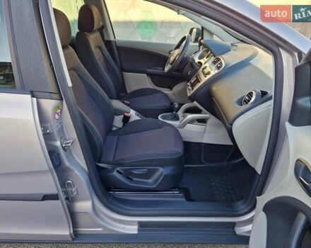 Бежевий Сеат Altea, об'ємом двигуна 1.8 л та пробігом 101 тис. км за 9950 $, фото 58 на Automoto.ua