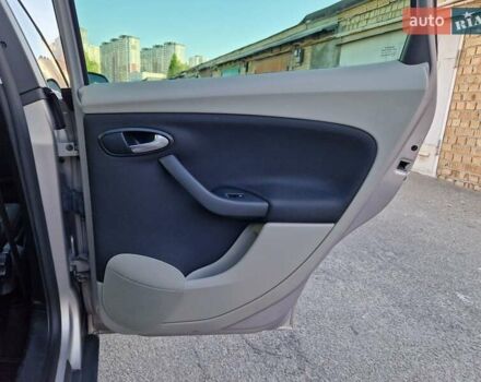 Бежевий Сеат Altea, об'ємом двигуна 1.8 л та пробігом 101 тис. км за 9950 $, фото 54 на Automoto.ua