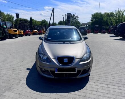 Бежевий Сеат Altea, об'ємом двигуна 1.9 л та пробігом 264 тис. км за 2100 $, фото 1 на Automoto.ua