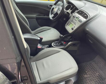 Черный Сеат Алтеа, объемом двигателя 1.6 л и пробегом 340 тыс. км за 3999 $, фото 6 на Automoto.ua