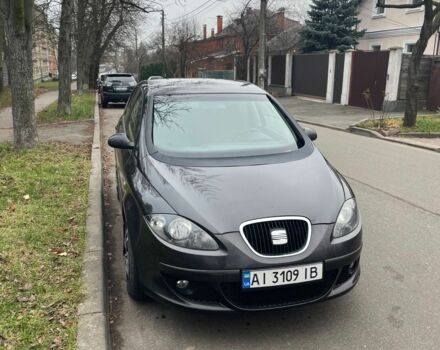 Черный Сеат Алтеа, объемом двигателя 1.6 л и пробегом 340 тыс. км за 3999 $, фото 2 на Automoto.ua