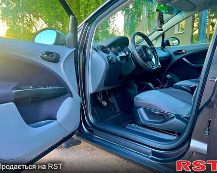 Чорний Сеат Altea, об'ємом двигуна 1.6 л та пробігом 235 тис. км за 5650 $, фото 4 на Automoto.ua