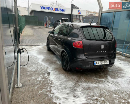 Черный Сеат Алтеа, объемом двигателя 1.98 л и пробегом 255 тыс. км за 4900 $, фото 5 на Automoto.ua