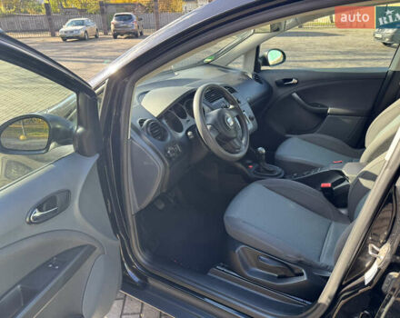 Сеат Altea 2007 у Кам'янське (Дніпродзержинськ) на Automoto.ua Чорний Сеат Altea, об'ємом двигуна 1.6 л та пробігом 237 тис. км за 6000 $, фото 9 на Automoto.ua