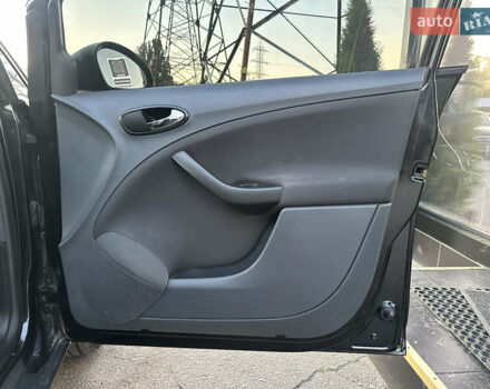 Чорний Сеат Altea, об'ємом двигуна 1.6 л та пробігом 217 тис. км за 6200 $, фото 24 на Automoto.ua