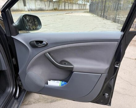 Черный Сеат Алтеа, объемом двигателя 2 л и пробегом 190 тыс. км за 6550 $, фото 3 на Automoto.ua