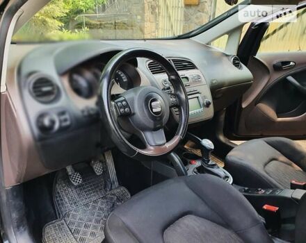 Черный Сеат Алтеа, объемом двигателя 1.98 л и пробегом 244 тыс. км за 7400 $, фото 5 на Automoto.ua