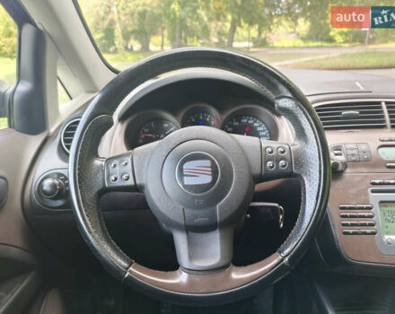Сеат Алтеа 2008 в Киеве на Automoto.ua Черный Сеат Алтеа, объемом двигателя 1.98 л и пробегом 234 тыс. км за 9000 $, фото 18 на Automoto.ua