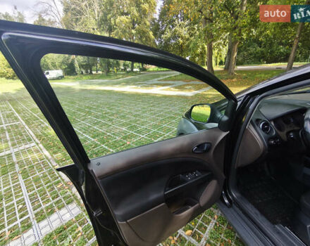 Сеат Алтеа 2008 в Киеве на Automoto.ua Черный Сеат Алтеа, объемом двигателя 1.98 л и пробегом 234 тыс. км за 9000 $, фото 9 на Automoto.ua